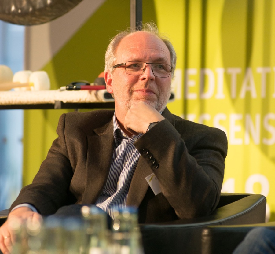 Porträt von Prof. Dr. med. Arndt Büssing